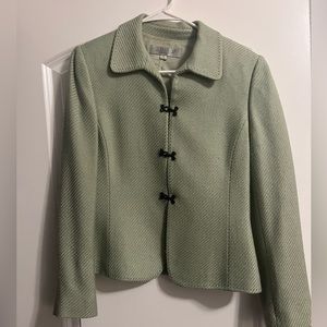 Torrie jacket size 8 with stunning black detail